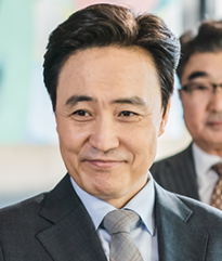 オム・ヒョソプ